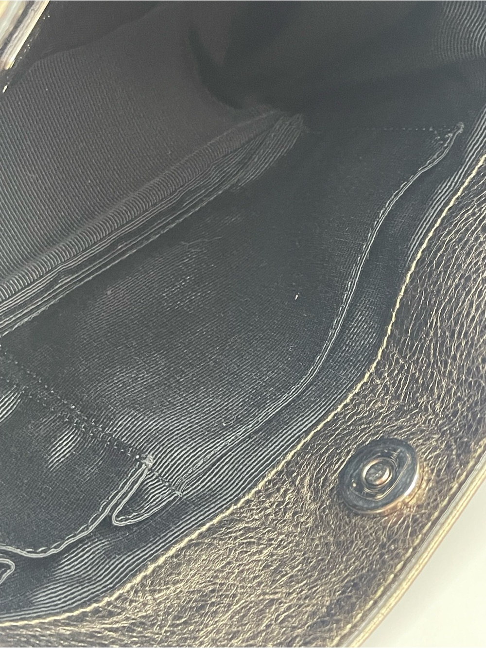 Salvatore Ferragamo Gancini shoulder bag - Picture 10 of 16